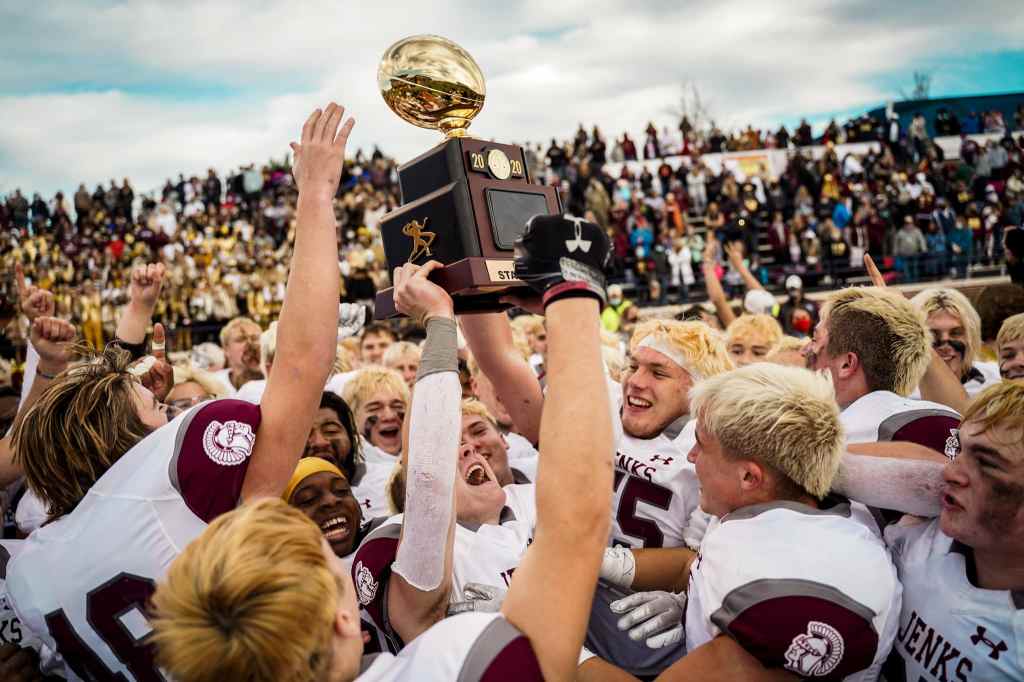 Jenks Captures 6A-1 Title In Blowout