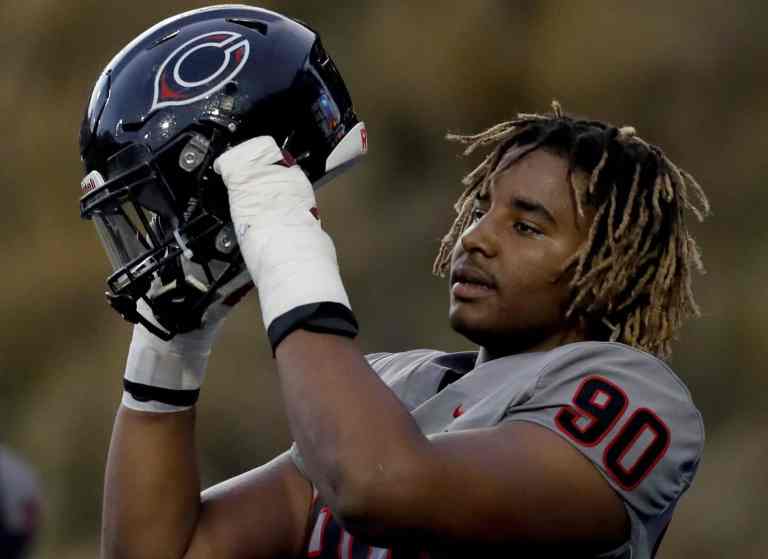 Top player in the nation Korey Foreman signs with USC