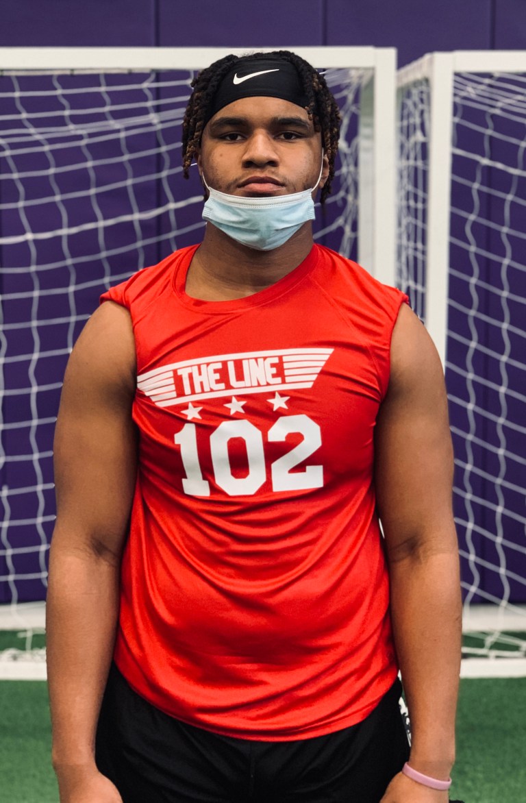 Xavier Slayton
