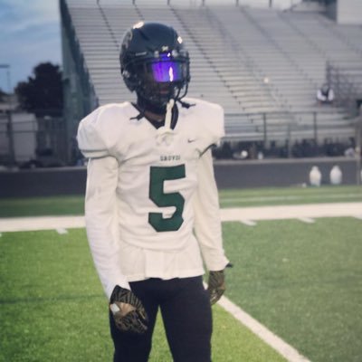 Take a Look at the top 2022 Wide Receivers in Michigan