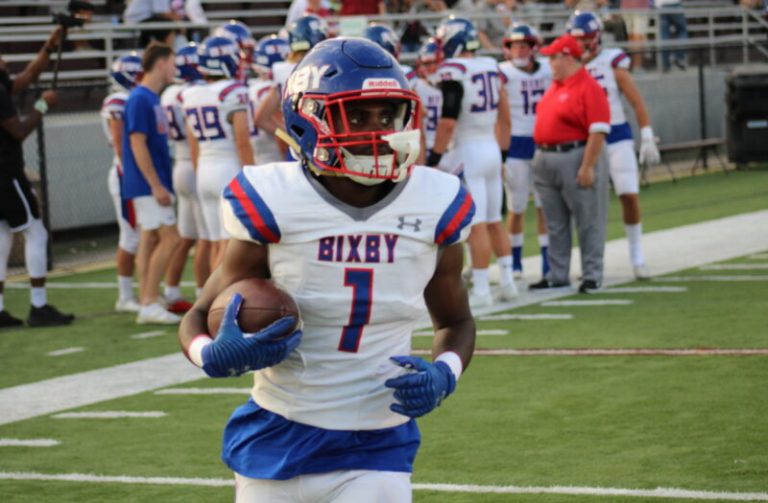 (FREE) Bixby Survives &amp; Keeps Streak Alive At Jenks