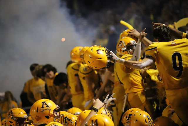 Rochester Adams takes early grip on the OAA White