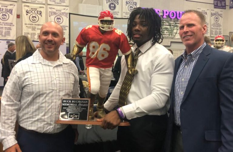 Liberty North&#039;s Laster II wins Buck Buchanan Memorial Award