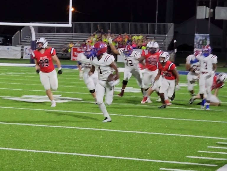 Huntsville takes down Bob Jones late in the game in a thriller.