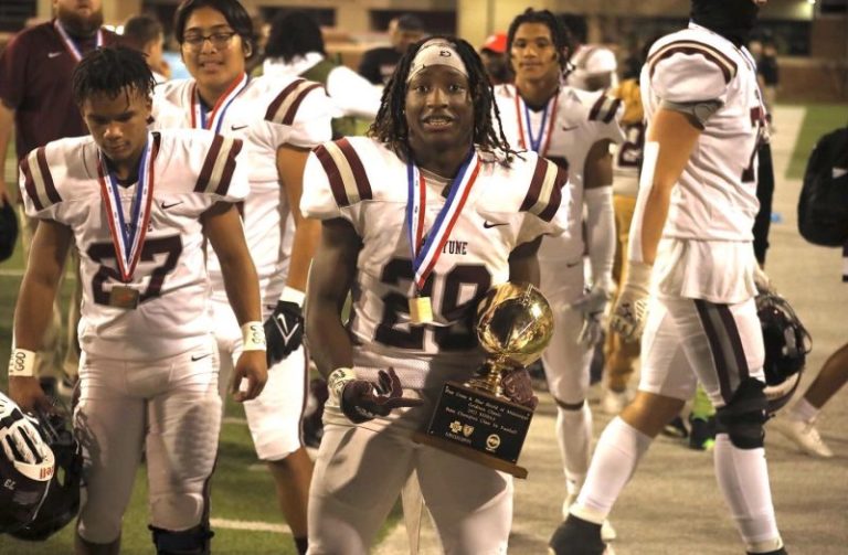 A Weekend in Review: Championship Friday