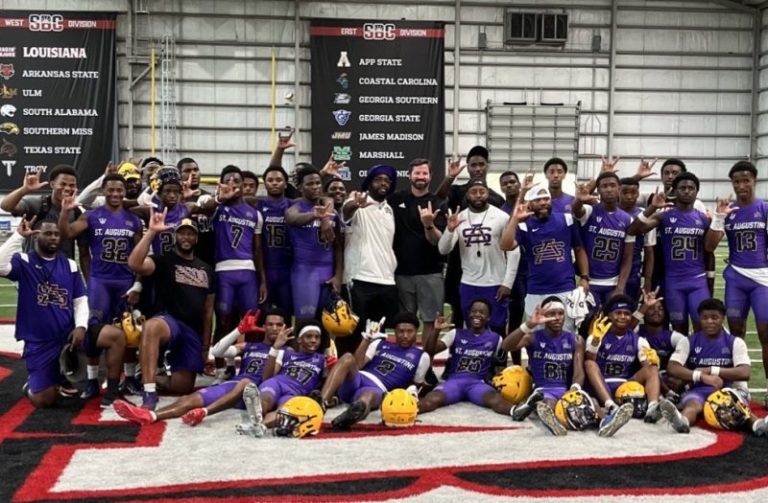 Eye-catchers, Notes from Ragin&#039; Cajuns&#039; 7v7 tournament