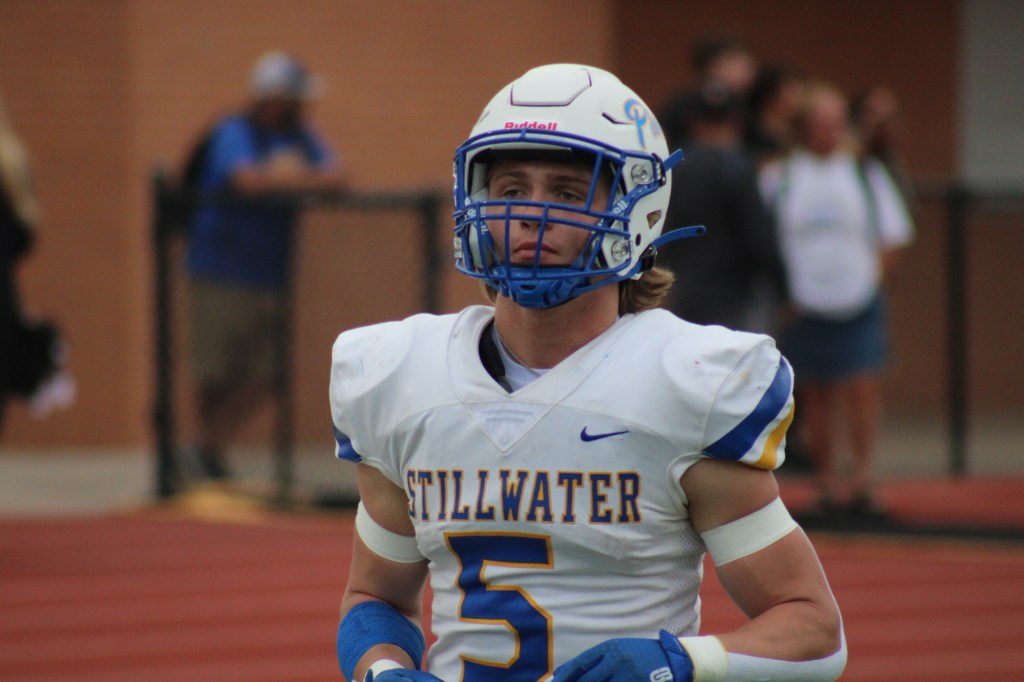Thompson Carries Stillwater To 28-6 Win