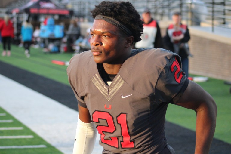 Union Beats Up Mustang 46-7
