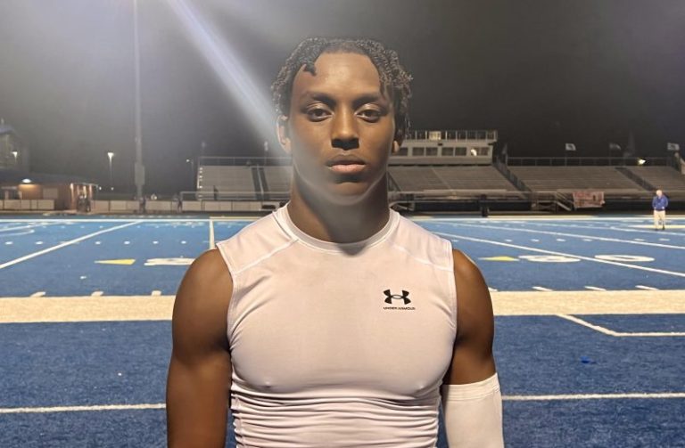 Paducah Tilghman blasts past Warren East 70-20