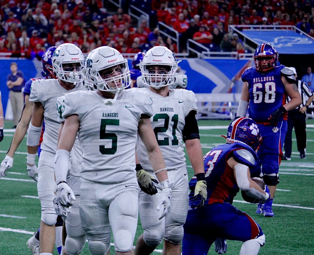 Defense shines as FHC smothers Mason in D3 Title Game