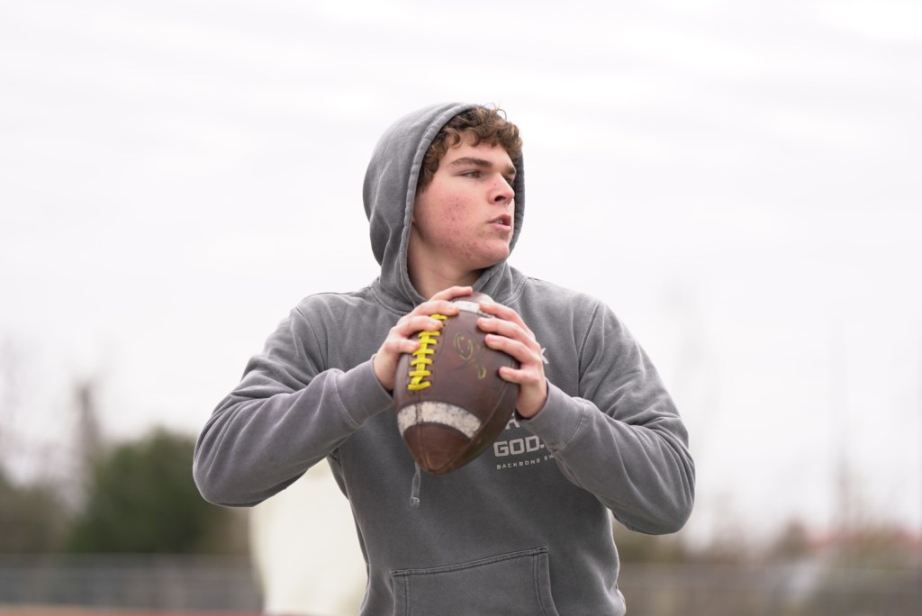 Notes on seven of La.'s top QBs as 2025 class takes center stage
