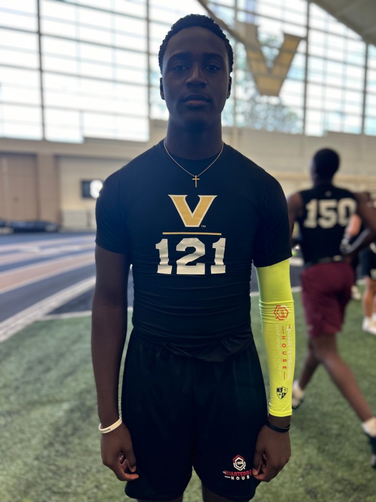 Closer Look at Five Elite 2026 Rising QBs