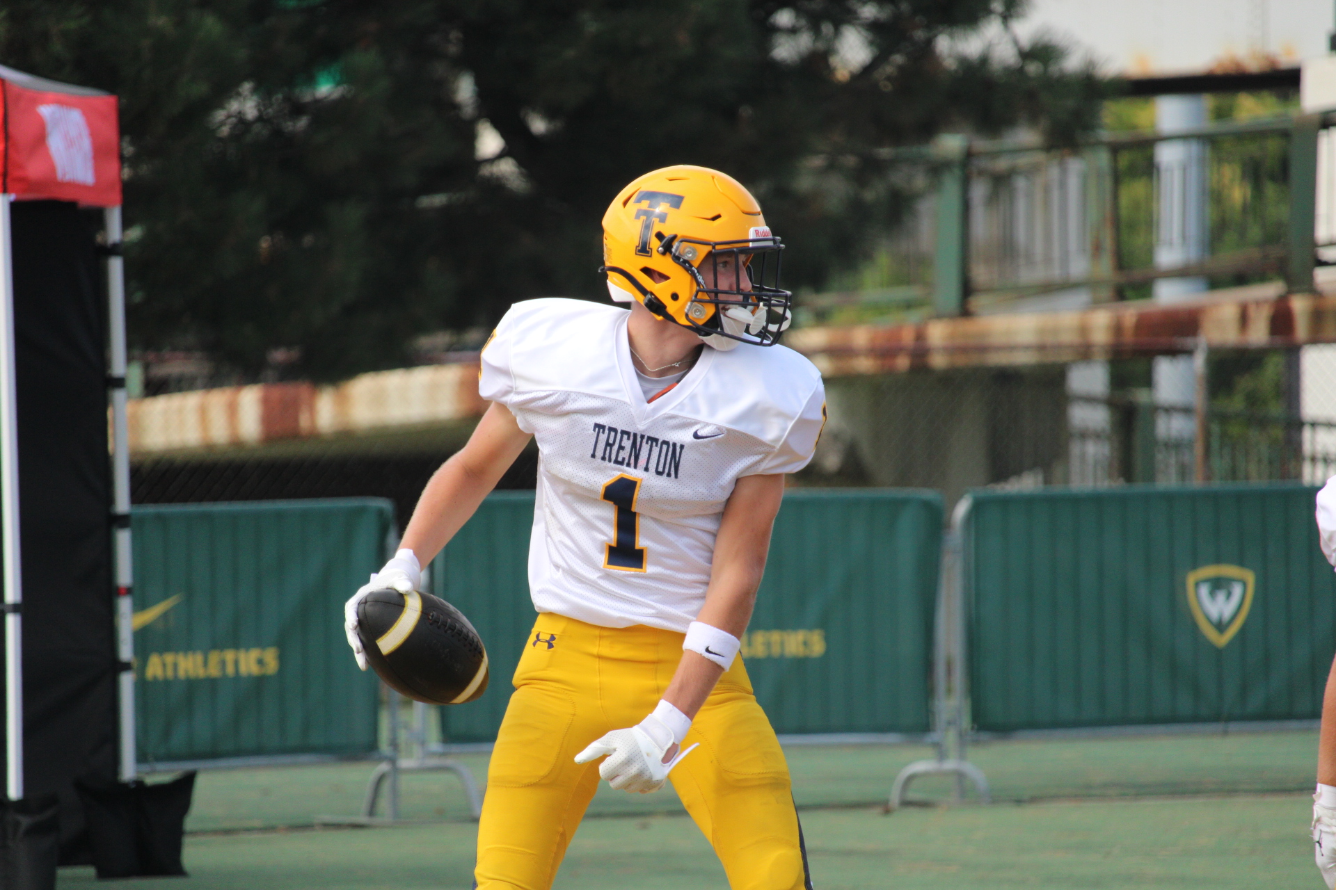 <span class="pn-tooltip pn-player-link">
        <span class="name-pointer">Southgate Anderson vs. Trenton Offensive Notes</span>
        <span class="info-box not-prose" style="background: linear-gradient(to bottom, rgba(193,25,32, 0.95) 0%,rgba(193,25,32, 1) 100%)">
            <a href="https://prepredzone.com/2024/08/southgate-anderson-vs-trenton-offensive-notes/" class="link-wrap">
                                    <span class="player-img"><img src="https://prepredzone.com/wp-content/uploads/sites/3/2024/08/IMG_5932-crop-1752x1151-1725039354.jpg?w=150&h=150&crop=1" alt="Southgate Anderson vs. Trenton Offensive Notes"></span>
                
                <span class="player-details">
                    <span class="first-name">Southgate</span>
                    <span class="last-name">Anderson vs. Trenton Offensive Notes</span>
                    <span class="measurables">
                                            </span>
                                    </span>
                <span class="player-rank">
                                                        </span>
                                    <span class="state-abbr"></span>
                            </a>

            
        </span>
    </span>
