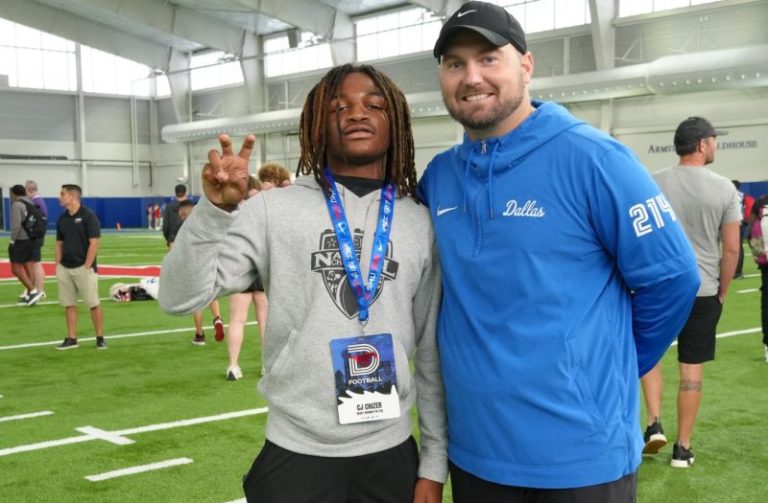 Ahead of the Curve: Freshmen Running Backs to Watch For