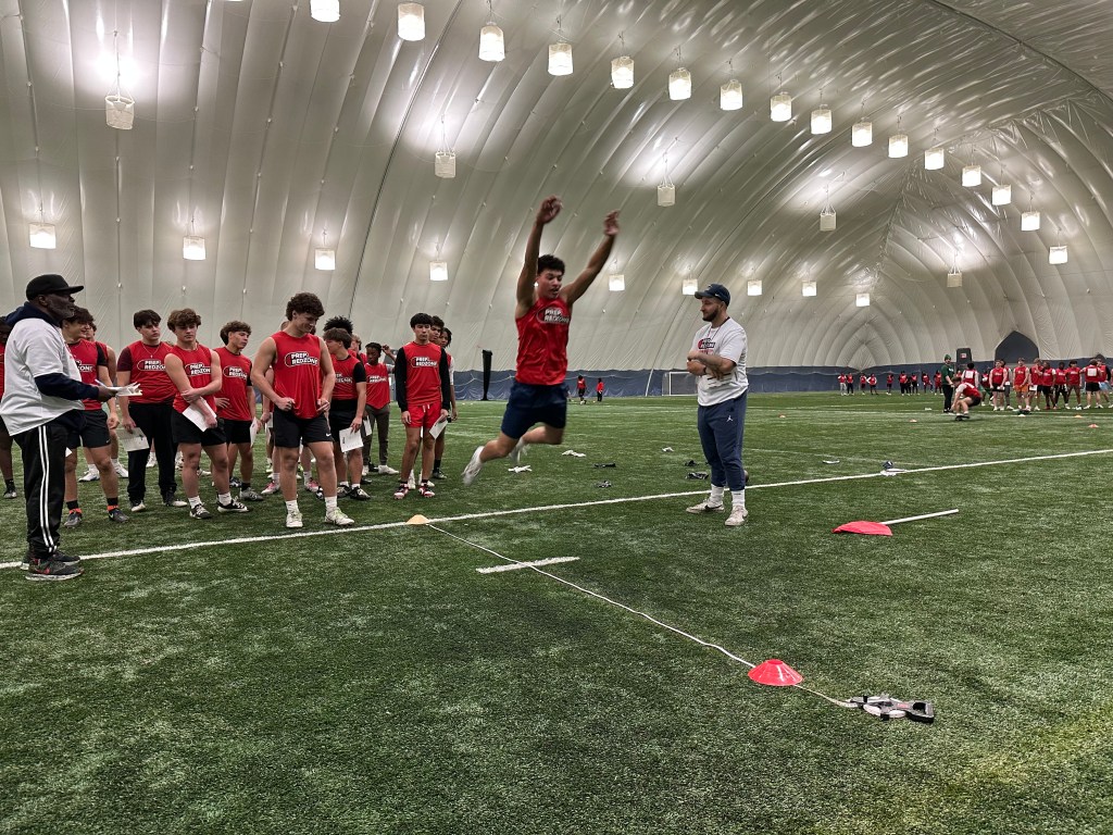 Six Illinois Edge Rushers to Know in the Class of 2028