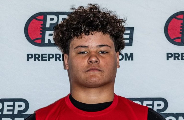 Greenwood OL Looking to Protect Their Quarterback