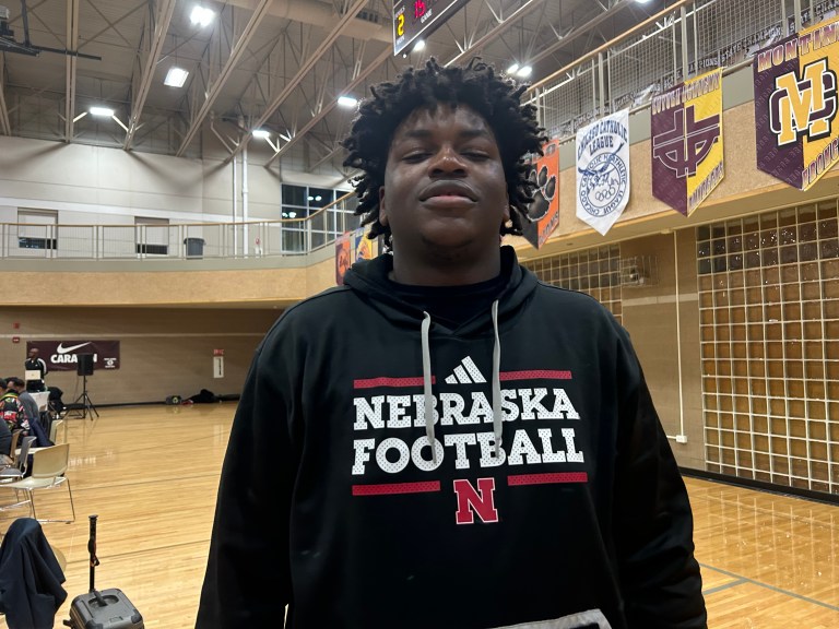 Top 2026 Offensive Tackle Announces College Choice