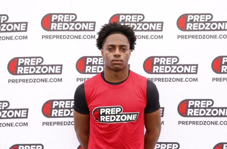 Senior QB Tino Massa Leads Week 9&#039;s Best Offensive Performances