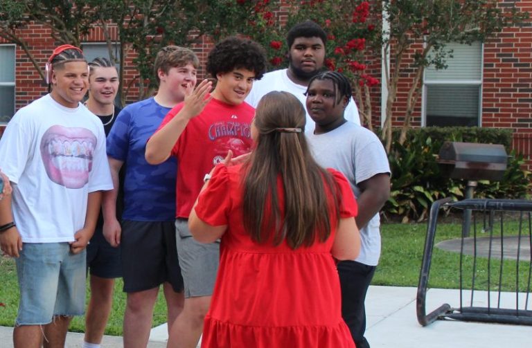 New England D Lineman Shine bright in Louisiana