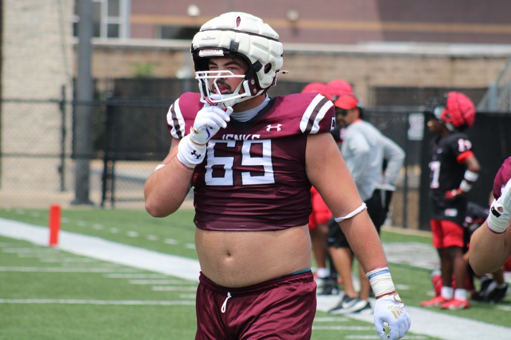 2026 Summer Offensive Linemen Notebook