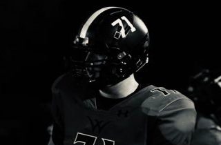 <span class="pn-tooltip pn-player-link">
        <span class="name-pointer">Class of 2027 New Faces of the Midwest</span>
        <span class="info-box not-prose" style="background: linear-gradient(to bottom, rgba(193,25,32, 0.95) 0%,rgba(193,25,32, 1) 100%)">
            <a href="https://prepredzone.com/2025/07/class-2027-new-faces-of-the-midwest/" class="link-wrap">
                                    <span class="player-img"><img src="https://prepredzone.com/wp-content/uploads/sites/3/2025/07/22nI1NmB_400x400-crop-400x263-1751892850.jpg?w=150&h=150&crop=1" alt="Class of 2027 New Faces of the Midwest"></span>
                
                <span class="player-details">
                    <span class="first-name">Class</span>
                    <span class="last-name">of 2027 New Faces of the Midwest</span>
                    <span class="measurables">
                                            </span>
                                    </span>
                <span class="player-rank">
                                                        </span>
                                    <span class="state-abbr"></span>
                            </a>

            
        </span>
    </span>
