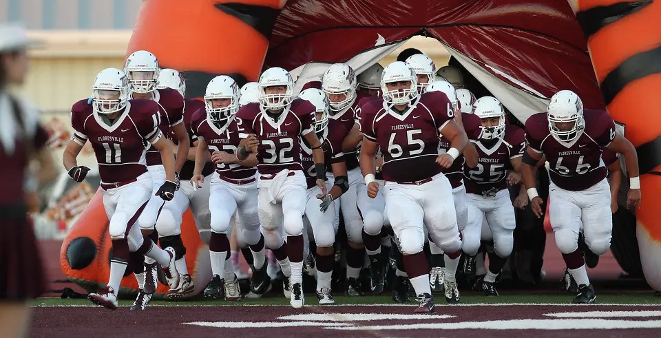 Season Preview-Floresville Tigers