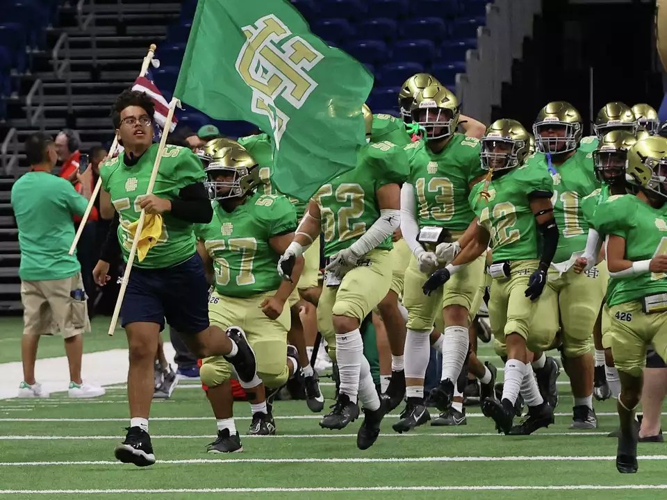 Season Preview- Holy Cross Knights