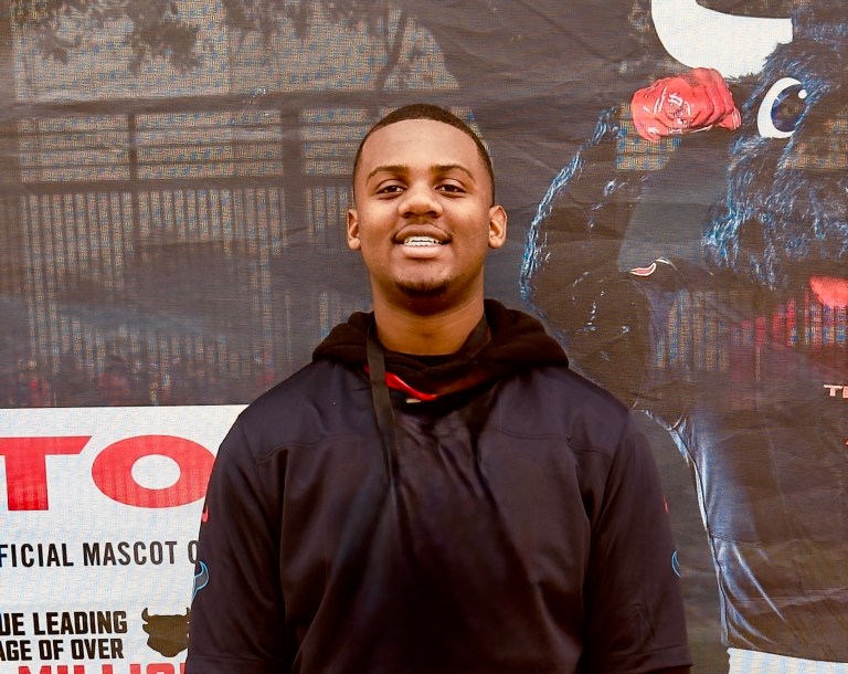 Autoro Whitfield