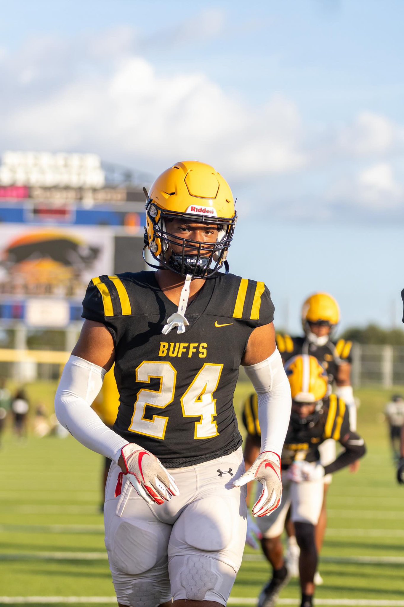 Ashton Lofton