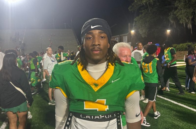 Kelly-Murray and Kafina Lead Summerville Past Berkeley