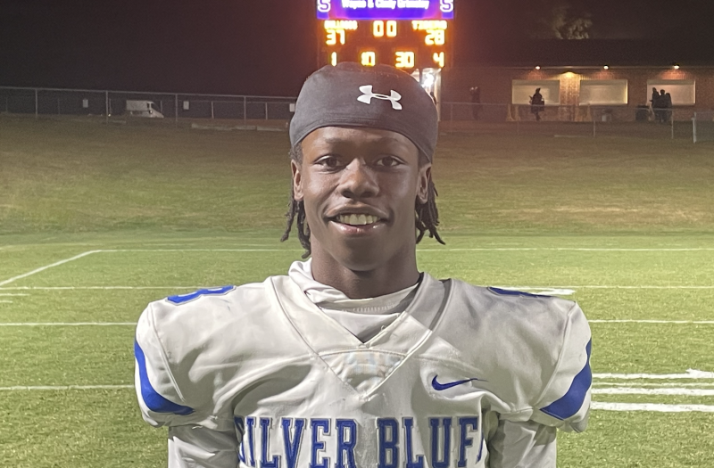 QB Flip-Flop Gives Bulldogs Win At Previously Unbeaten Swansea