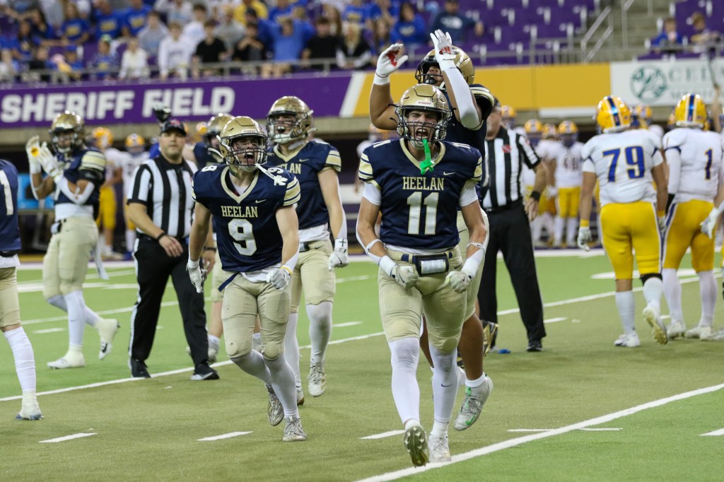Photo Gallery: Bishop Heelan-Wahlert Catholic