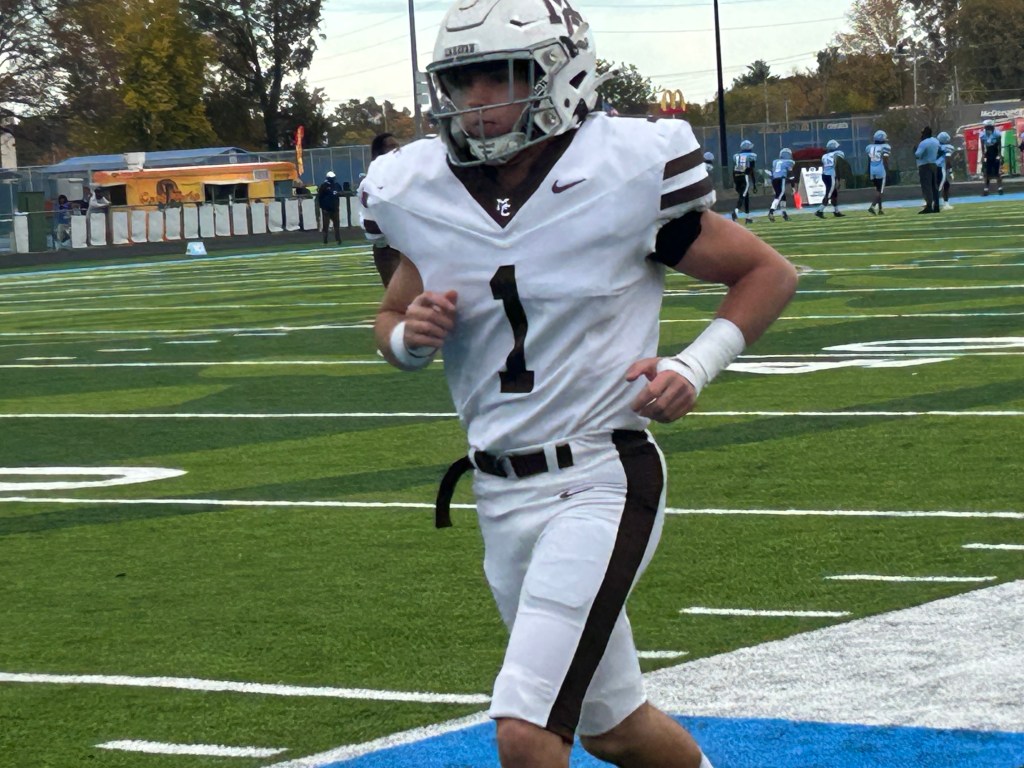 Big Time Highlights in Mt. Carmel vs Belleville East