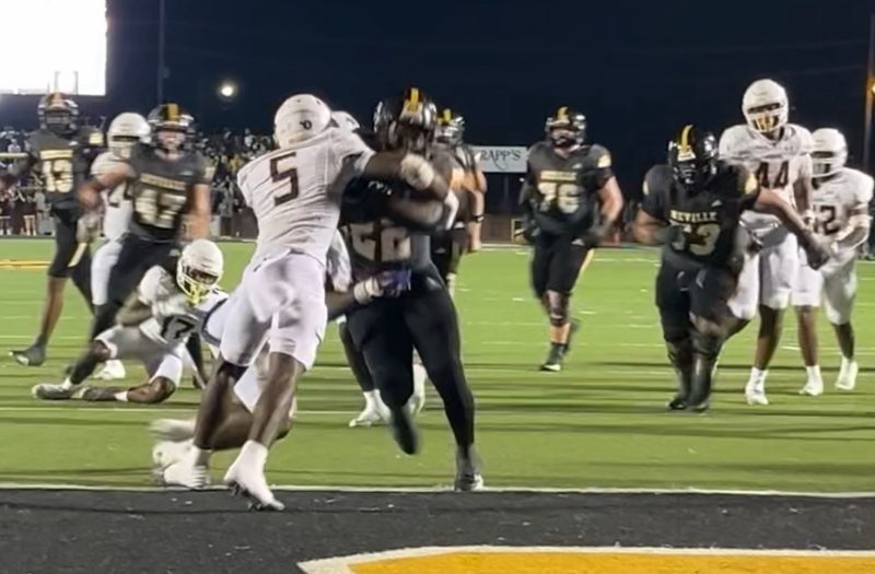 8 eye-catchers from Neville vs. Alexandria