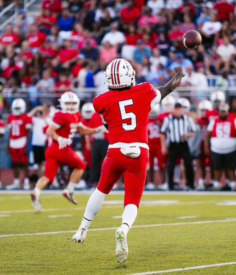 Oakland Dominates Bradley Central, Advancing to the Quarterfinals