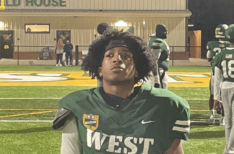 West Florence Line Propels Knights Past Conway, into Second Round
