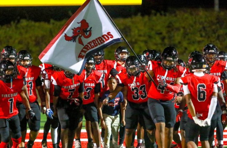 Pearl Cohn Earns Way to 4A Title in 42-28 Win