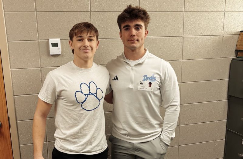 Iowa A Way-Too-Early Title Contenders: Woodbury Central