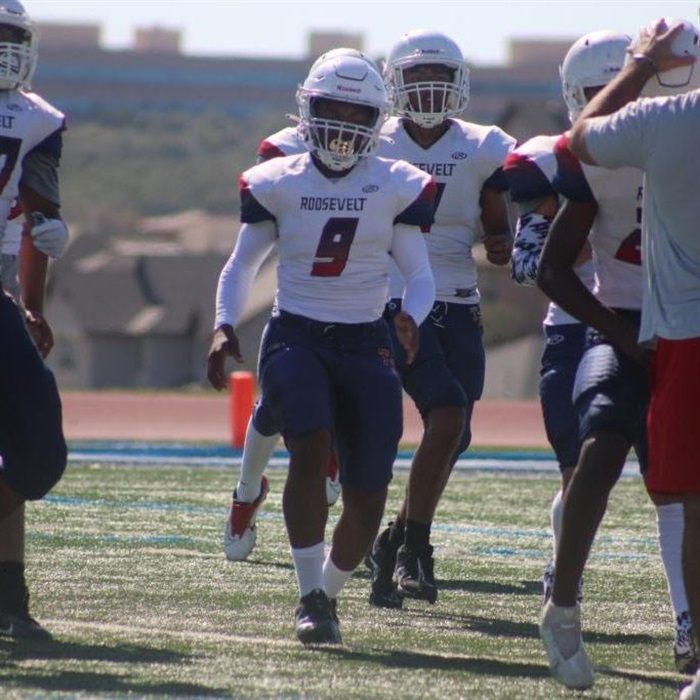 <span class="pn-tooltip pn-player-link">
        <span class="name-pointer">Breaking Out in San Antonio: New Players to Watch for 2026</span>
        <span class="info-box not-prose" style="background: linear-gradient(to bottom, rgba(193,25,32, 0.95) 0%,rgba(193,25,32, 1) 100%)">
            <a href="https://prepredzone.com/2026/02/breaking-out-in-san-antonio-new-players-to-watch-for-2026/" class="link-wrap">
                                    <span class="player-img"><img src="https://prepredzone.com/wp-content/uploads/sites/3/2026/02/prz-9129715-crop-2160x1419-1770319942.png?w=150&h=150&crop=1" alt="Breaking Out in San Antonio: New Players to Watch for 2026"></span>
                
                <span class="player-details">
                    <span class="first-name">Breaking</span>
                    <span class="last-name">Out in San Antonio: New Players to Watch for 2026</span>
                    <span class="measurables">
                                            </span>
                                    </span>
                <span class="player-rank">
                                                        </span>
                                    <span class="state-abbr"></span>
                            </a>

                    </span>
    </span>
