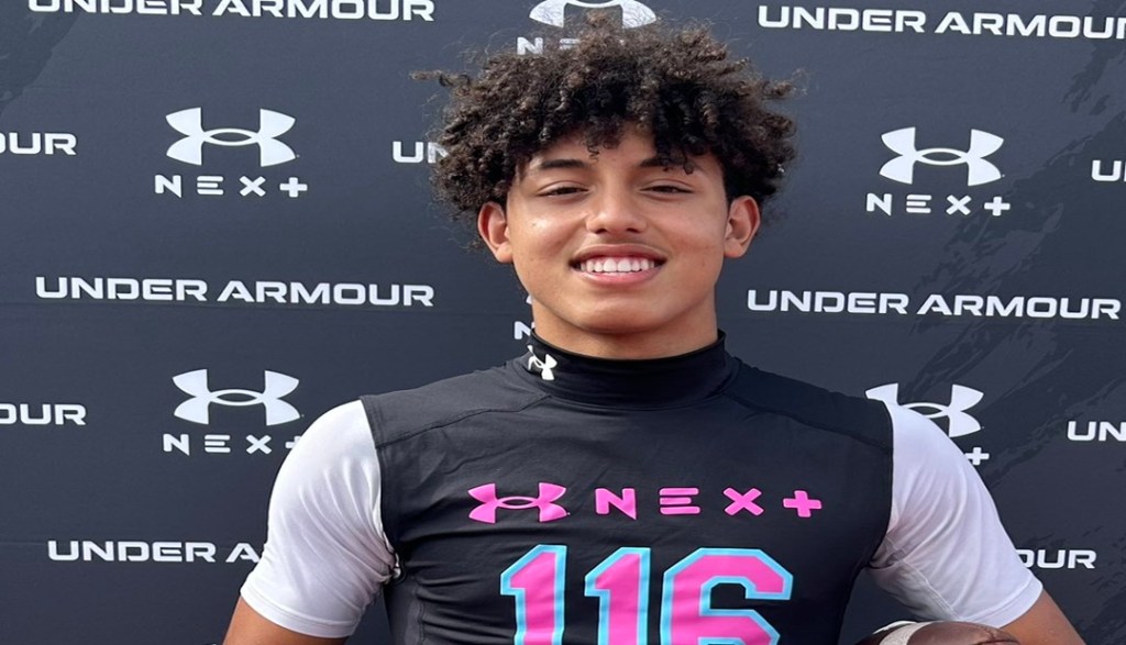 UA Orlando: Davidson Leads Quarterbacks