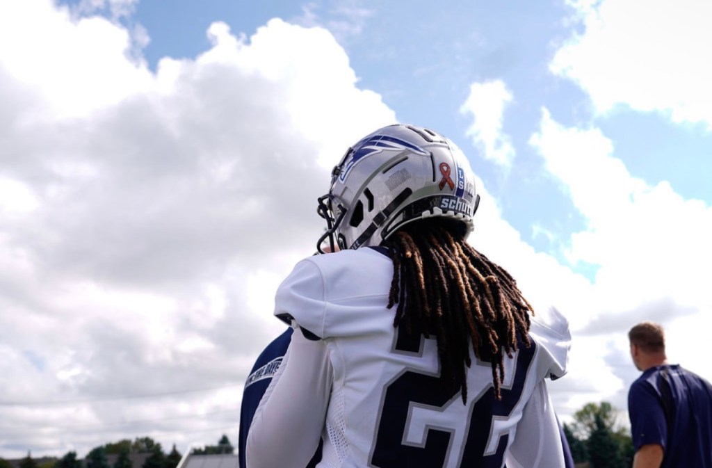 Emontae Holloway