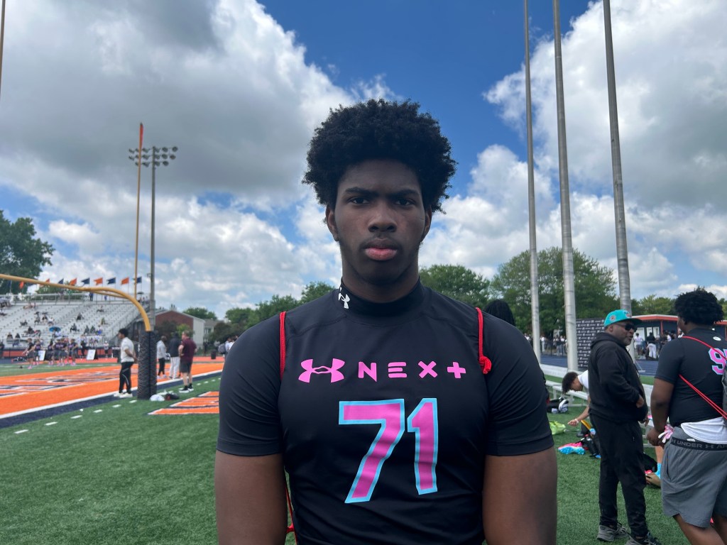 Simeon 2027 EDGE Brian Demoss Has Pair of Visits to Rivals Set