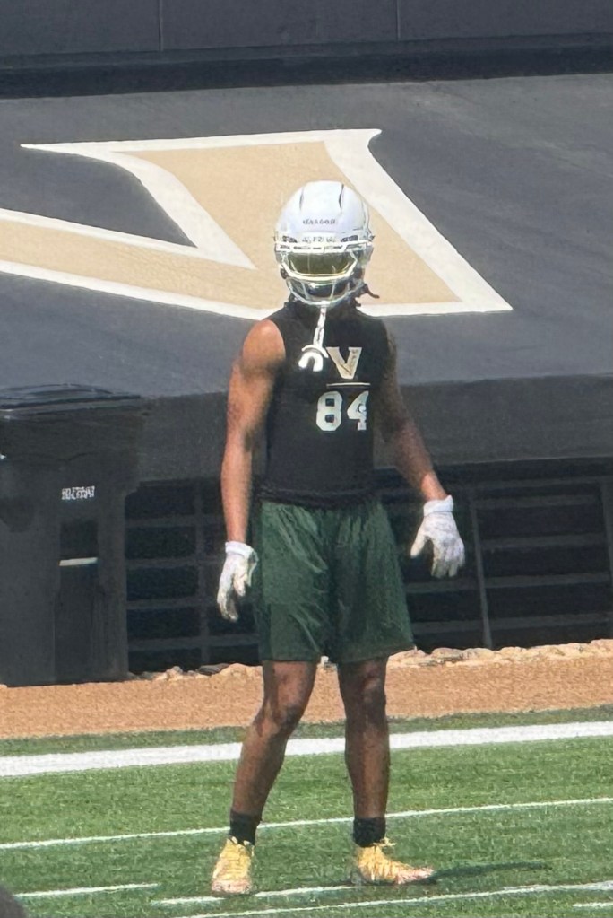 Titus Hassell