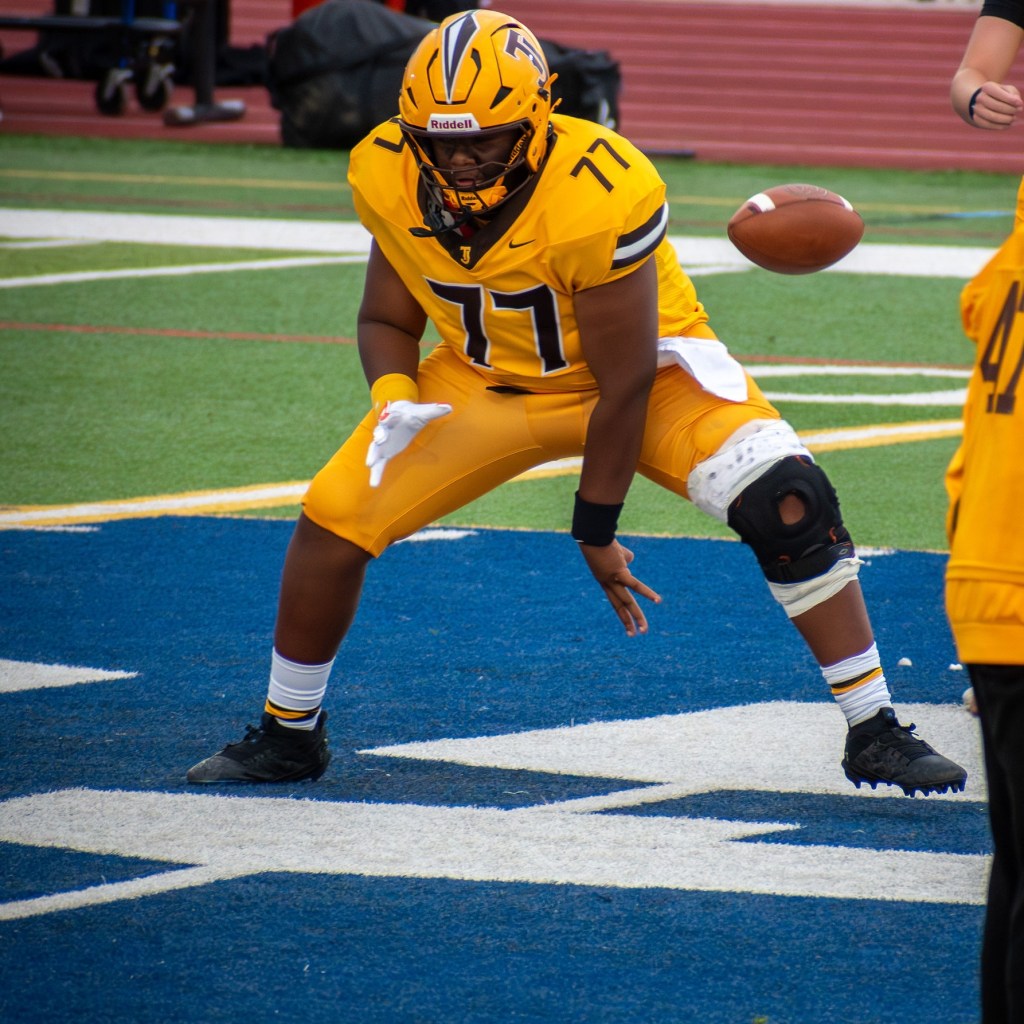 Ma’Naih Curry-hopkins