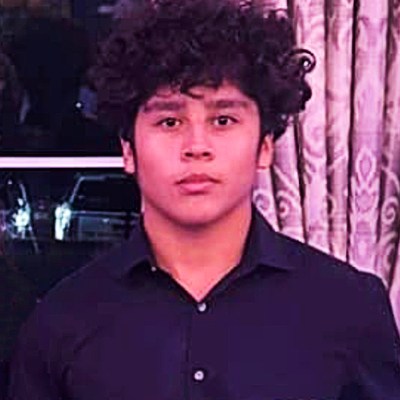 Carlos	Rivera