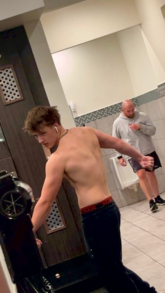 Zaden Hoinville