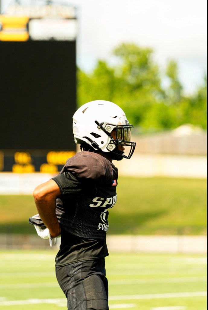 Gayveon Holmes