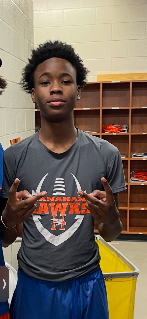 De’vion Simmons Brown